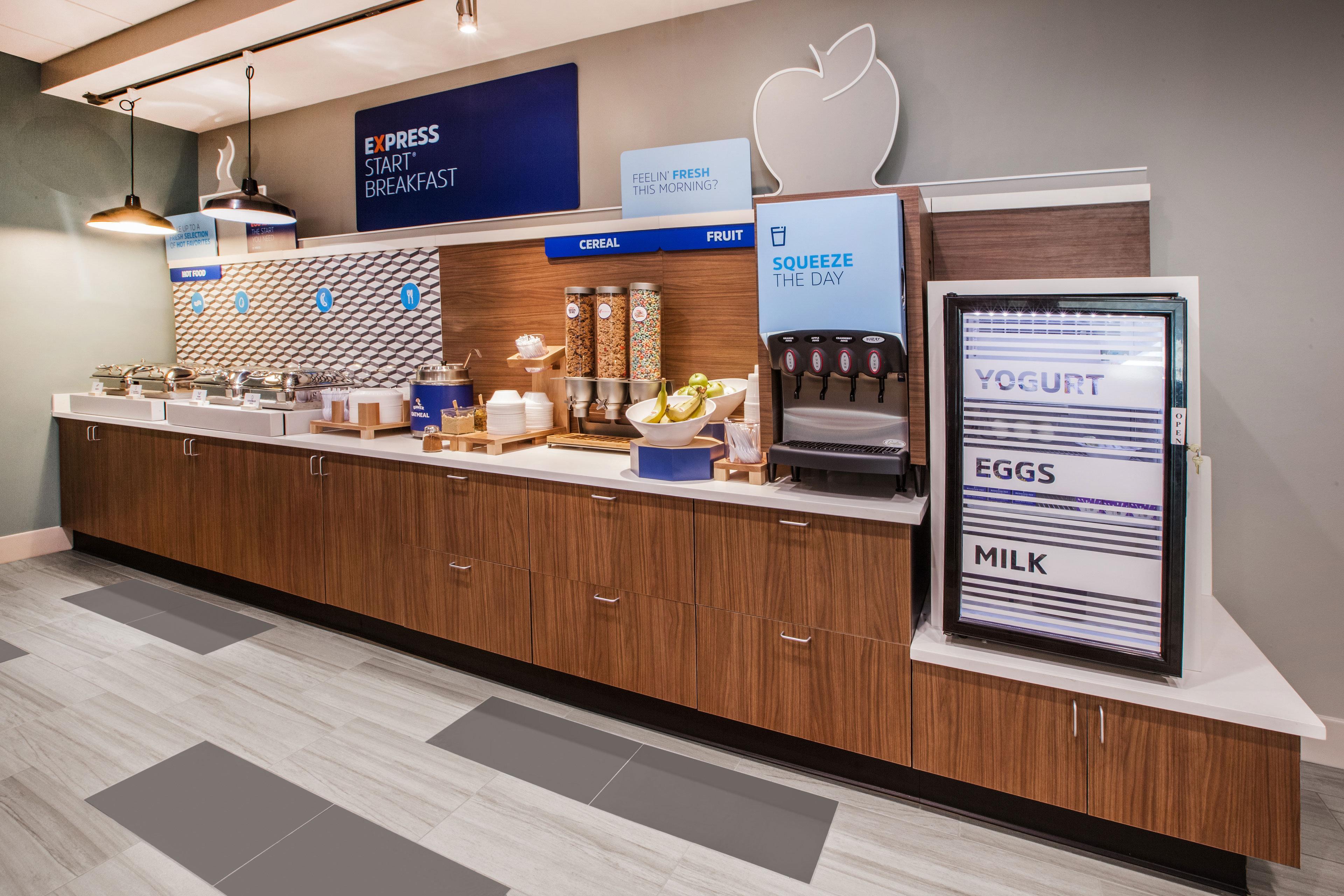 Holiday Inn Express & Suites Wilmington-University Center By Ihg Esterno foto