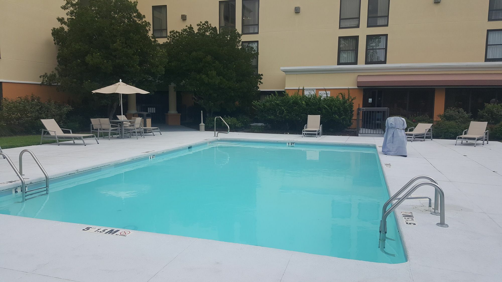 Holiday Inn Express & Suites Wilmington-University Center By Ihg Esterno foto